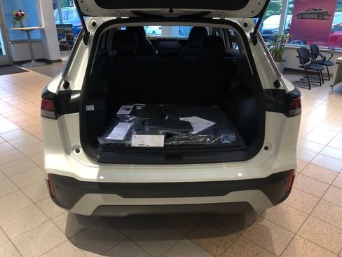 New 2025 Volkswagen Tiguan S image 30