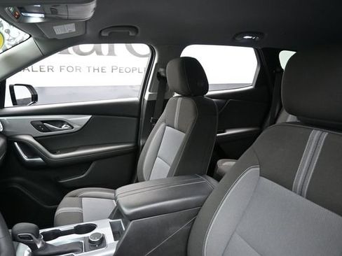 Used 2023 Chevrolet Blazer LT w/ Convenience Package FWD image 17