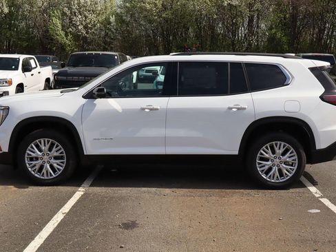 New 2026 GMC Acadia Elevation w/ Elevation Premium Package AWD/4WD image 5