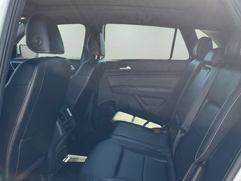 Used 2022 Volkswagen Atlas Cross Sport SEL AWD/4WD image 14