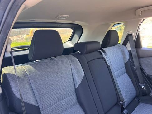 Used 2023 Nissan Rogue SV image 29