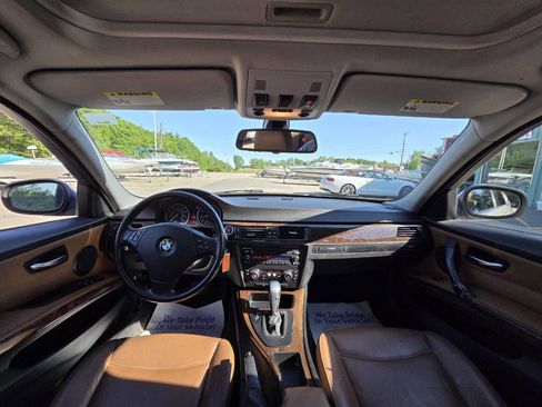 Used 2010 BMW 328i xDrive Sedan AWD/4WD image 20