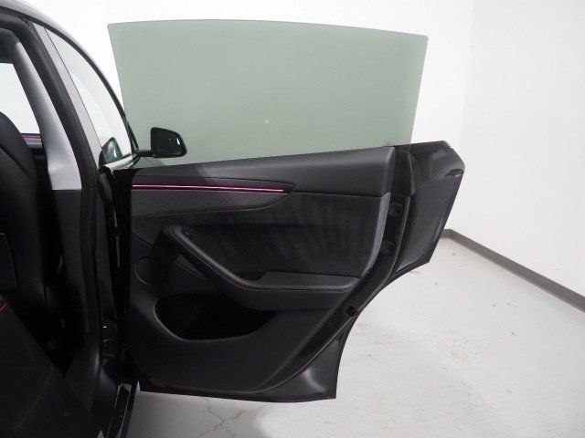 Used 2026 Tesla Model Y Long Range AWD/4WD image 63