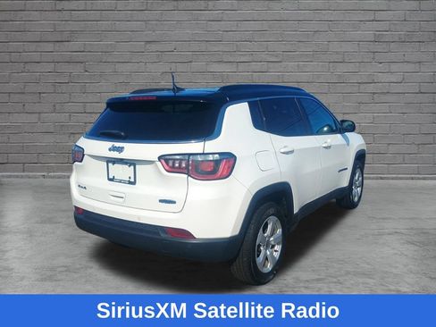 Used 2018 Jeep Compass Latitude w/ Popular Equipment Group AWD/4WD image 10
