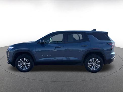 Used 2025 Chevrolet Equinox LT FWD image 9