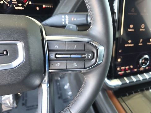 Used 2025 GMC Yukon Denali AWD/4WD image 33