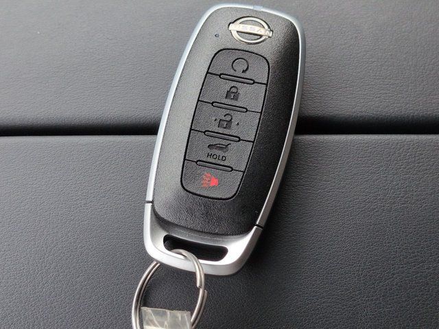 Certified 2026 Nissan Rogue SV FWD image 27
