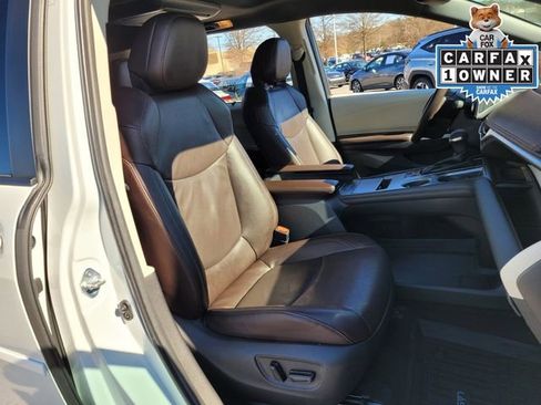 Used 2022 Toyota Sienna Platinum image 23