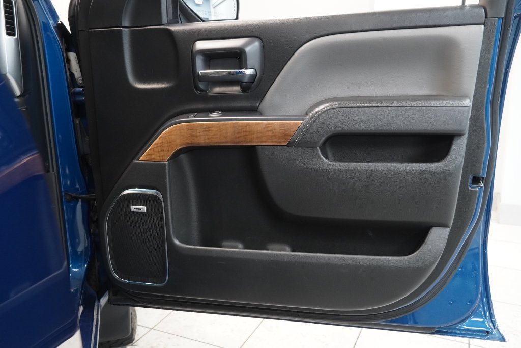 Used 2015 Chevrolet Silverado 1500 LTZ w/ LTZ Plus Package AWD/4WD image 57