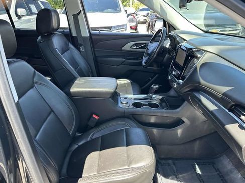 Certified 2020 Chevrolet Traverse RS AWD/4WD image 18