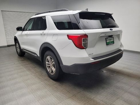 Used 2021 Ford Explorer XLT AWD/4WD image 5