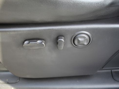 Used 2012 GMC Sierra 3500 Denali image 25