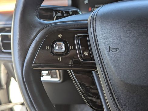 Used 2020 Lincoln Aviator Reserve w/ Equipment Group 202A image 32