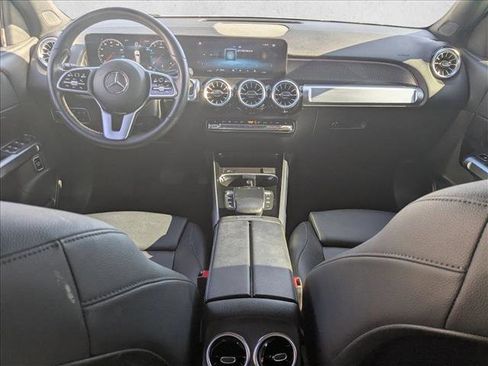 Certified 2022 Mercedes-Benz GLB 250 image 19