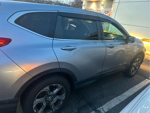 Used 2017 Honda CR-V EX image 3