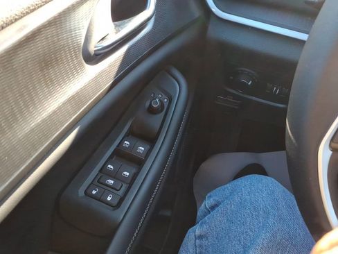 New 2026 Jeep Grand Cherokee Laredo X image 15