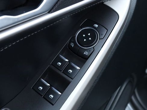 Used 2024 Ford Explorer XLT w/ Equipment Group 202A image 14