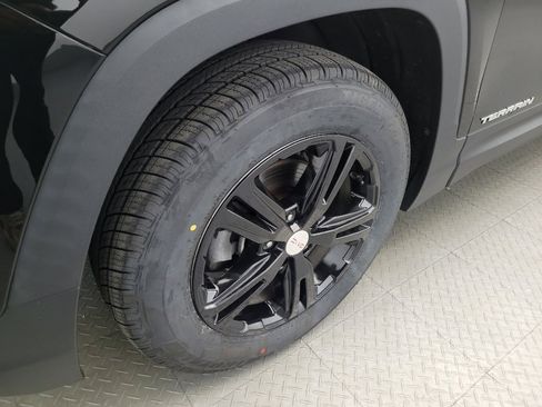 Used 2020 GMC Terrain SLE w/ Driver Convenience Package FWD image 31