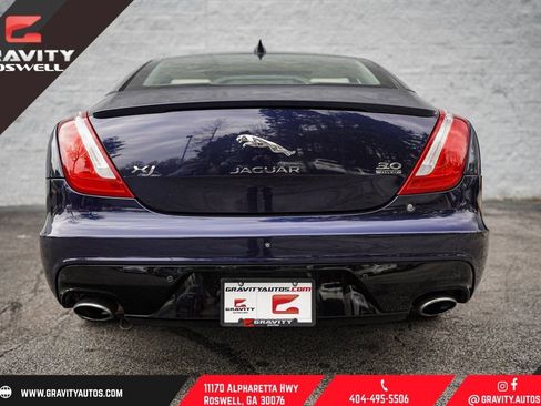 Used 2017 Jaguar XJ R-Sport image 14