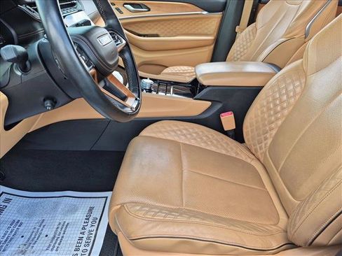 Used 2021 Jeep Grand Cherokee L Summit AWD/4WD image 16