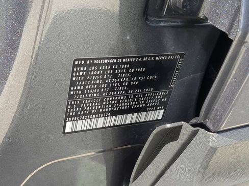 Certified 2025 Volkswagen Taos S FWD image 32