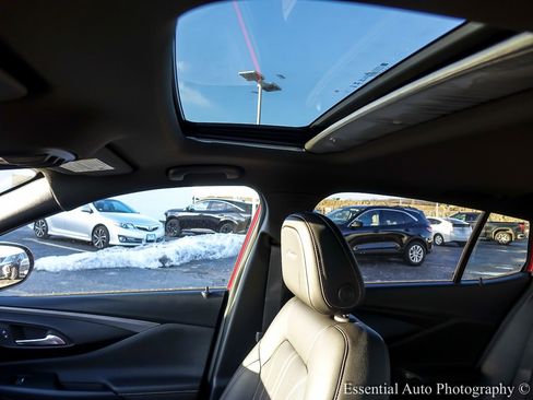 New 2026 Buick Envista Avenir image 11