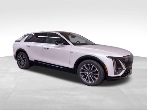 New 2025 Cadillac Lyriq Sport AWD/4WD image 2