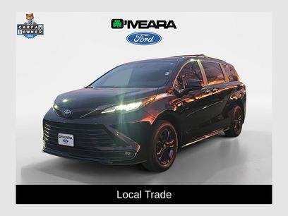 Used 2024 Toyota Sienna XLE Woodland Edition
