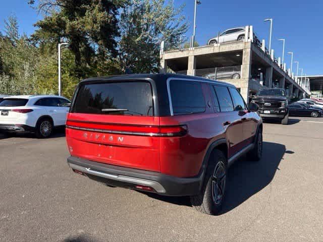 Used 2025 Rivian R1S Adventure Dual AWD/4WD image 5