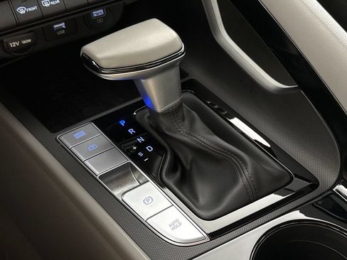 Certified 2023 Hyundai Elantra SEL w/ Convenience Package FWD image 24