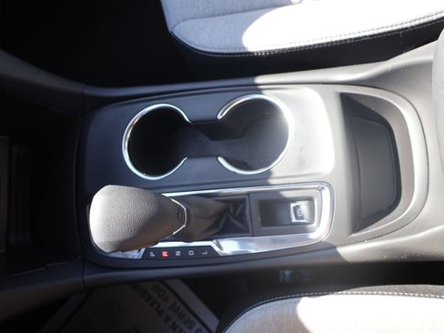 Used 2024 Chevrolet Equinox LS w/ LS Convenience Package FWD image 26