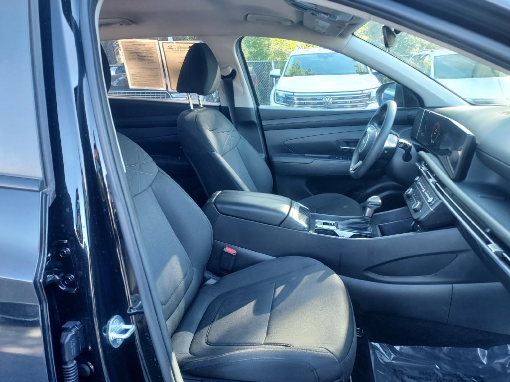 Used 2025 Hyundai Tucson SE AWD/4WD image 29