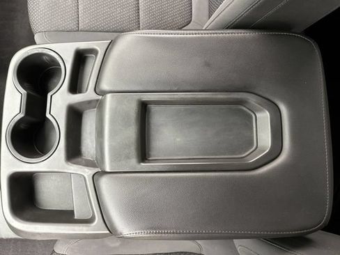 Used 2020 Chevrolet Silverado 1500 Custom Trail Boss w/ Custom Convenience Package AWD/4WD image 20