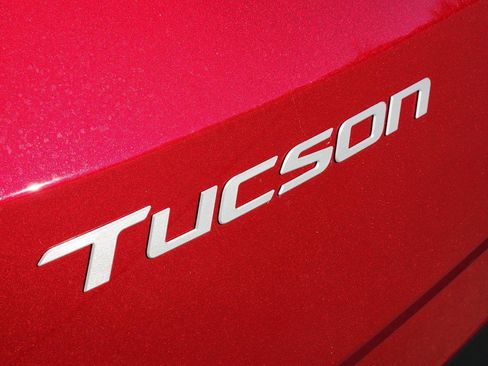 New 2026 Hyundai Tucson SE image 8