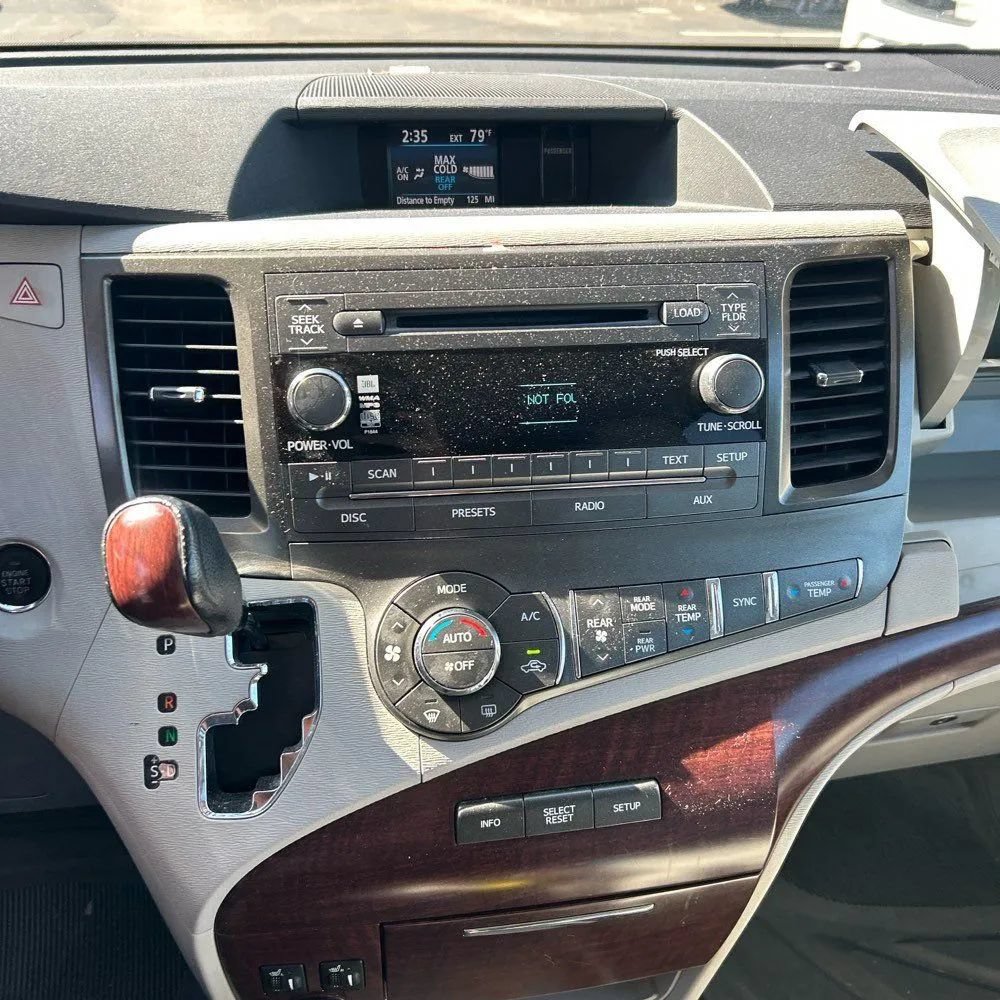 Used 2011 Toyota Sienna Limited AWD/4WD image 28