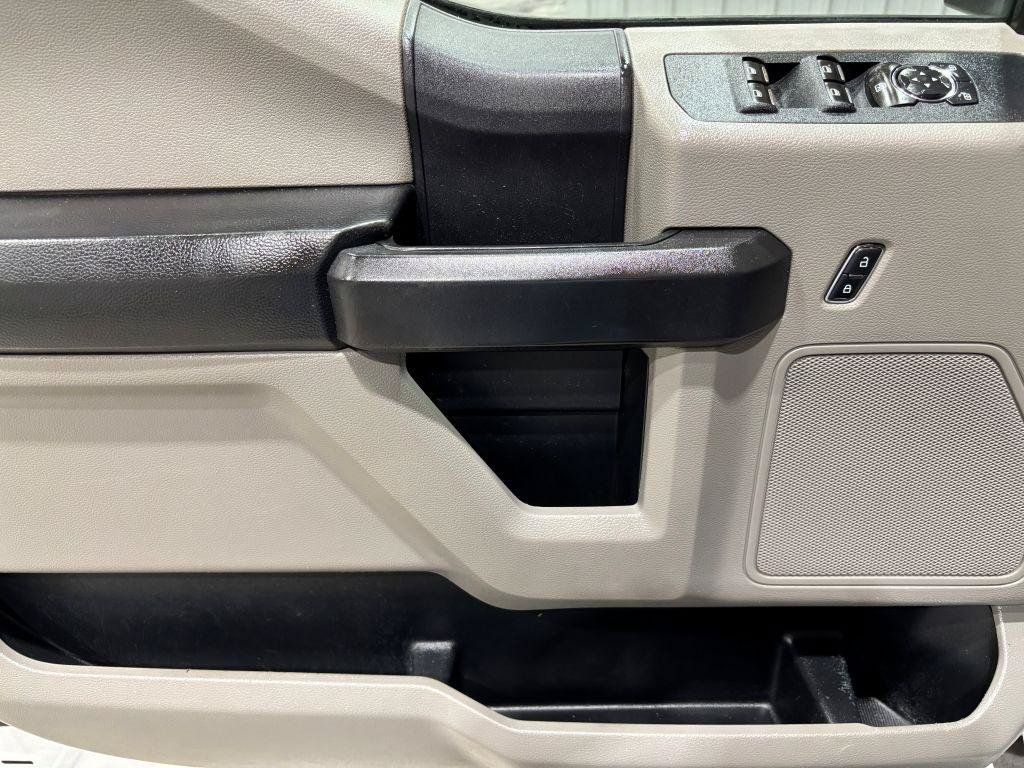 Used 2019 Ford F250 XL w/ Power Equipment Group AWD/4WD image 16