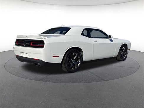 Certified 2018 Dodge Challenger SXT Plus image 5