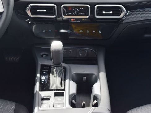 New 2026 Nissan Sentra SV w/ SV Convenience Package FWD image 15