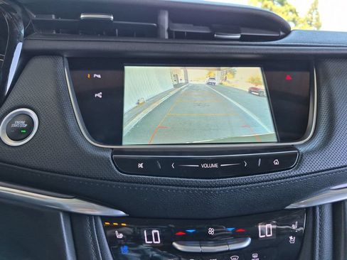 Used 2019 Cadillac XT5 Premium Luxury w/ Driver Assist Package AWD/4WD image 12