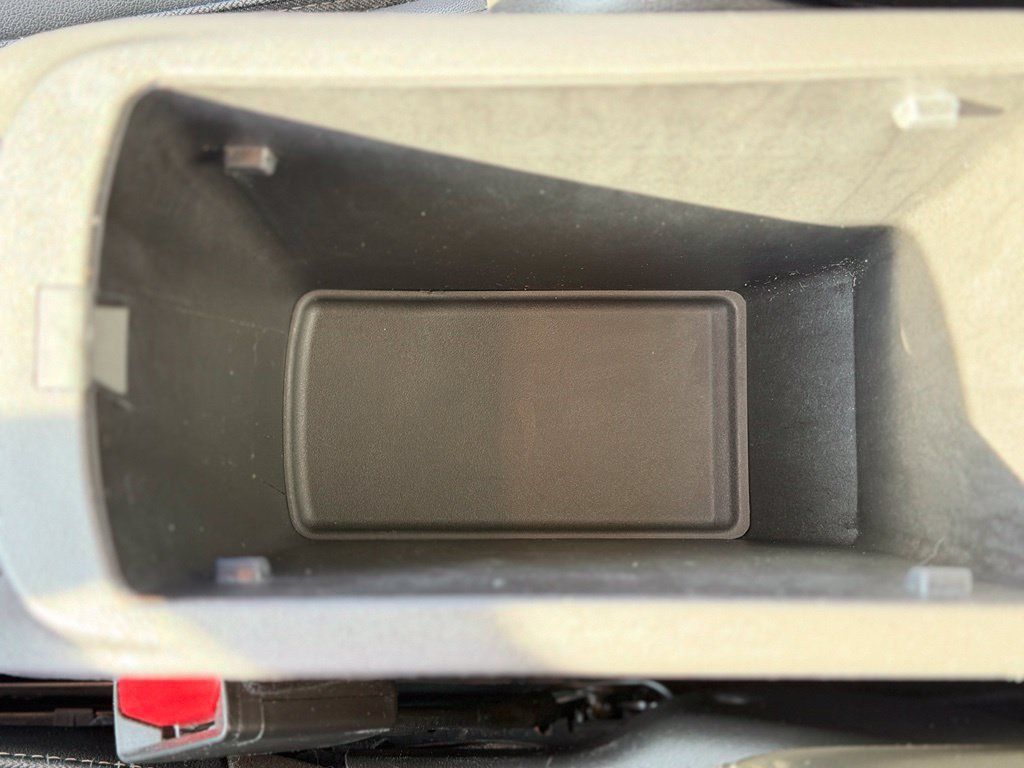 Used 2022 Buick Encore GX Select AWD/4WD image 19