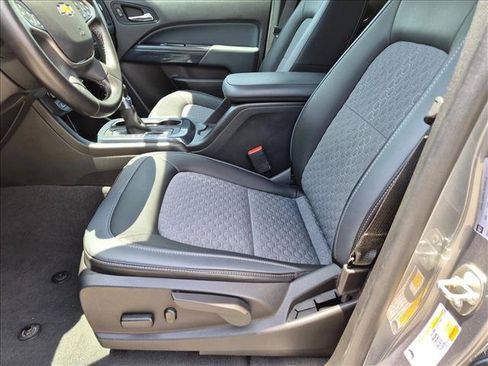 Used 2022 Chevrolet Colorado Z71 RWD image 15