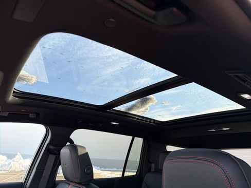 New 2026 Chevrolet Traverse RS w/ LPO, Floor Liner Package image 13