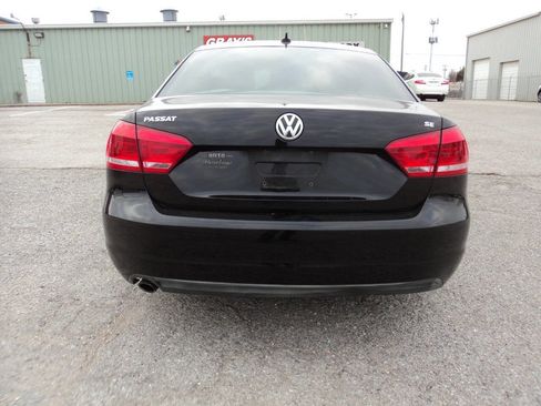Used 2012 Volkswagen Passat 2.5 SE image 4