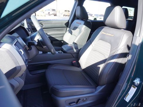 Certified 2025 Nissan Pathfinder Rock Creek image 12