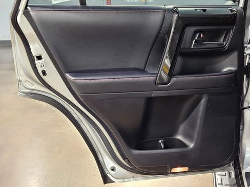 Used 2024 Toyota 4Runner TRD Off-Road image 34