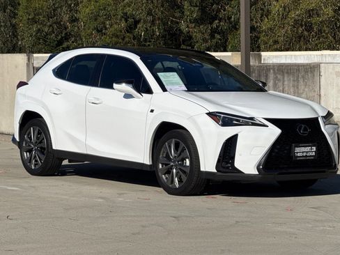 Used 2025 Lexus UX 300h AWD w/ Cold Area Package image 7