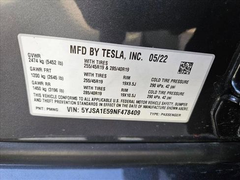 Used 2022 Tesla Model S image 24