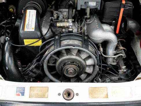 Used 1987 Porsche 911 Carrera RWD image 78
