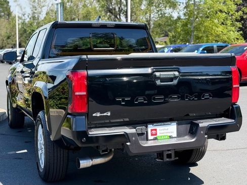 Certified 2025 Toyota Tacoma SR5 AWD/4WD image 3