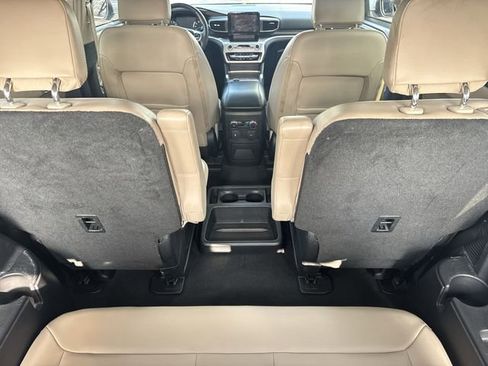 Used 2022 Ford Explorer XLT w/ Equipment Group 202A image 20
